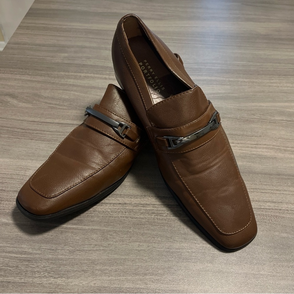 Perry Ellis Portfolio Brown 9.5 Loafers Good Condition